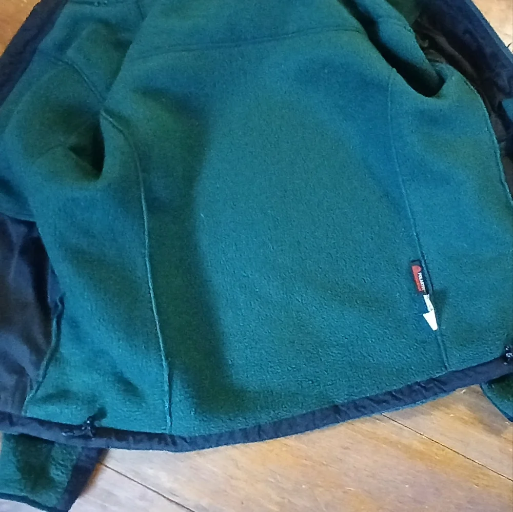 L.L. Bean Men's windproof fleece jacket, Green /Black POLARTEC Full Zip LG-REG